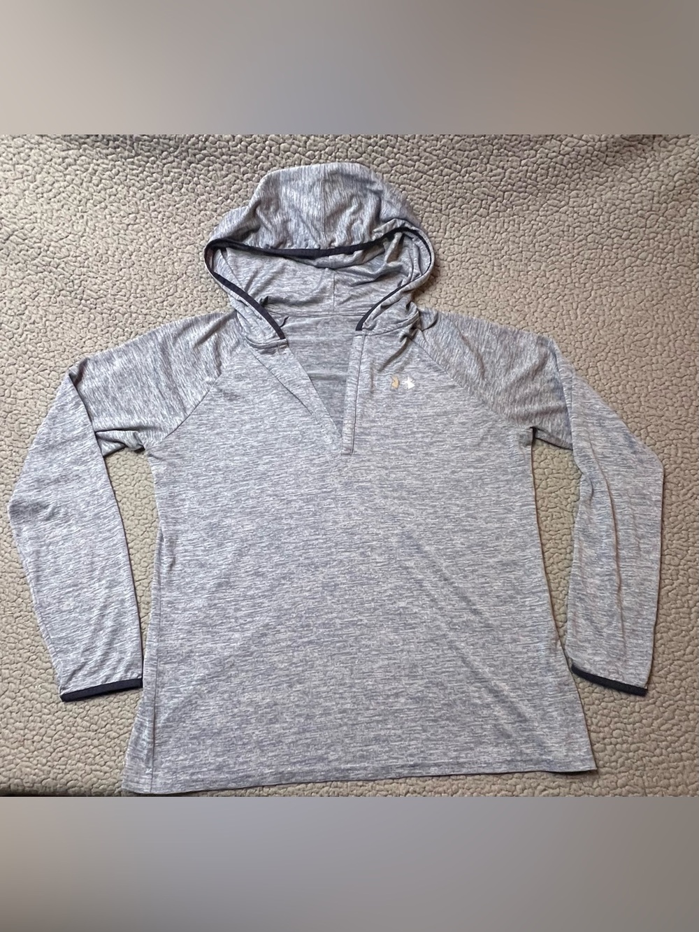 Under Armour HeatGear Gray Heathered V Neck Pullover Hoodie Womens Size M